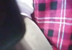 Deux étudiants se rencontrent à la maison avec film x américain les garçons libérés.