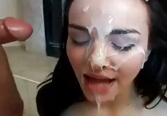 Brunette aux gros filme porno american seins veut un massage érotique.