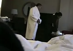 L'homme film porno américain complet séduit un Russe Maigre.