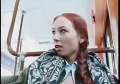 Dès le matin, la fille doit satisfaire son porno american hd mari.