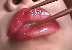 Femme adulte montrant les seins et le vagin à un jeune ami xxx videos americains