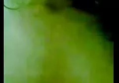 Foule film porno american de clients pour strip-teaseuse